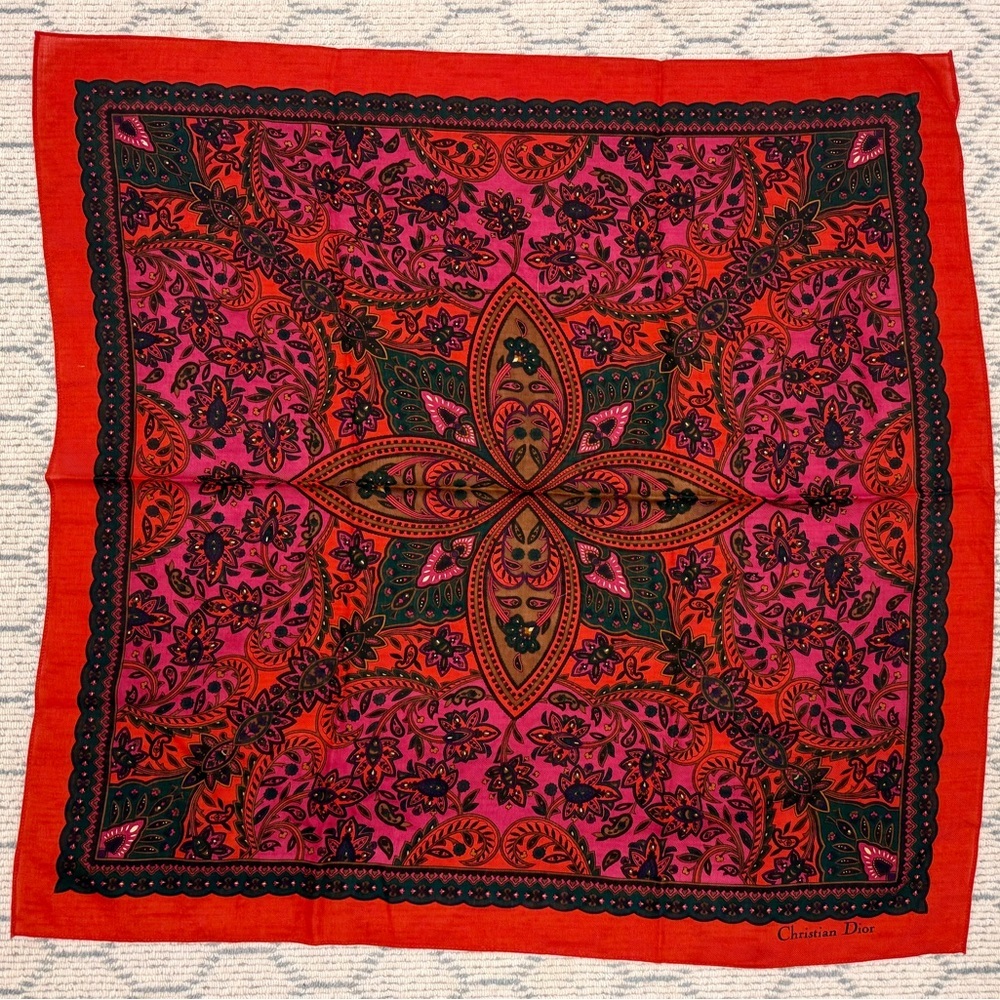 CHRISTIAN DIOR Vintage Rare Red Paisley Floral Retro 100% Wool Square Scarf - Picture 2 of 14